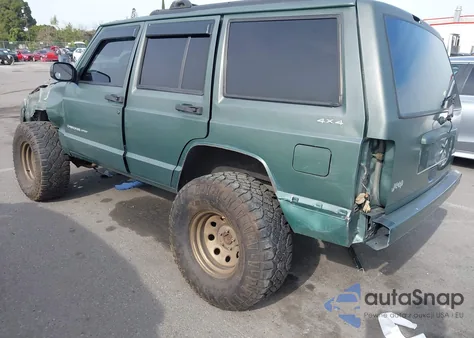 2000 Jeep Cherokee Sport from USA, damaged, VIN 1J4FF48S9YL238469